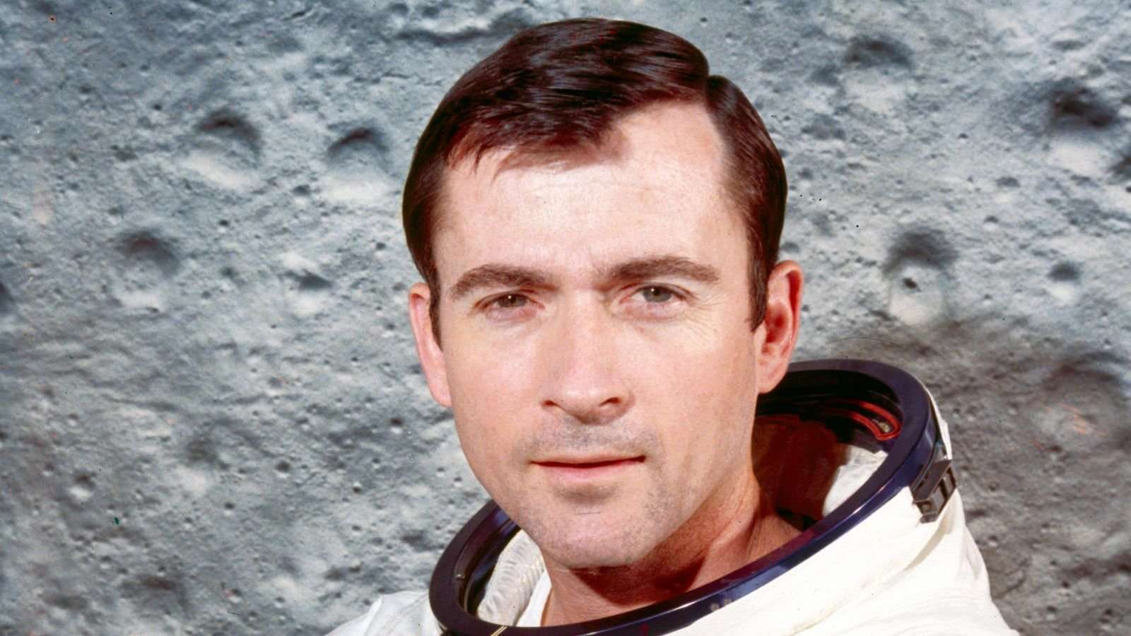 image for R.I.P. astronaut John Young, the first man to get yelled at for smuggling a sandwich into space