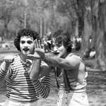 image for In 1974, 22-year-old Daniel Sorine trained his camera on two mime artists performing in New York’s Central Park. In 2013, Daniel was looking through his negatives and photographs when he realised one of the mimes was Oscar winning actor Robin Williams
