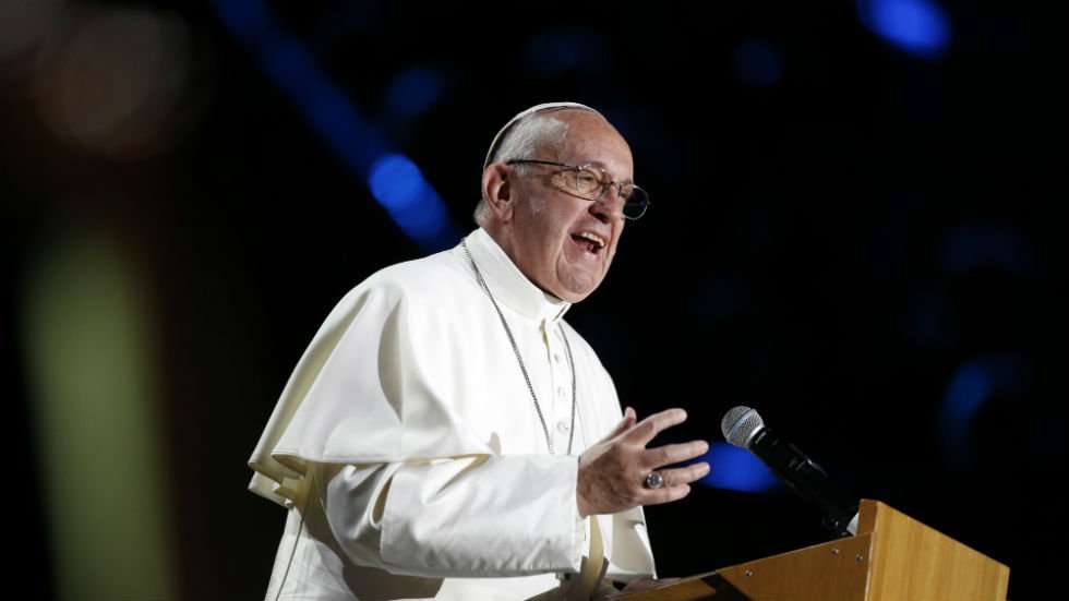 image for Pope Francis: Fake news leads to the spread of 'arrogance and hatred'