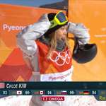 image for Chloe Kim posts a 93.75 on run 1 of 3 in the Women's Halfpipe final