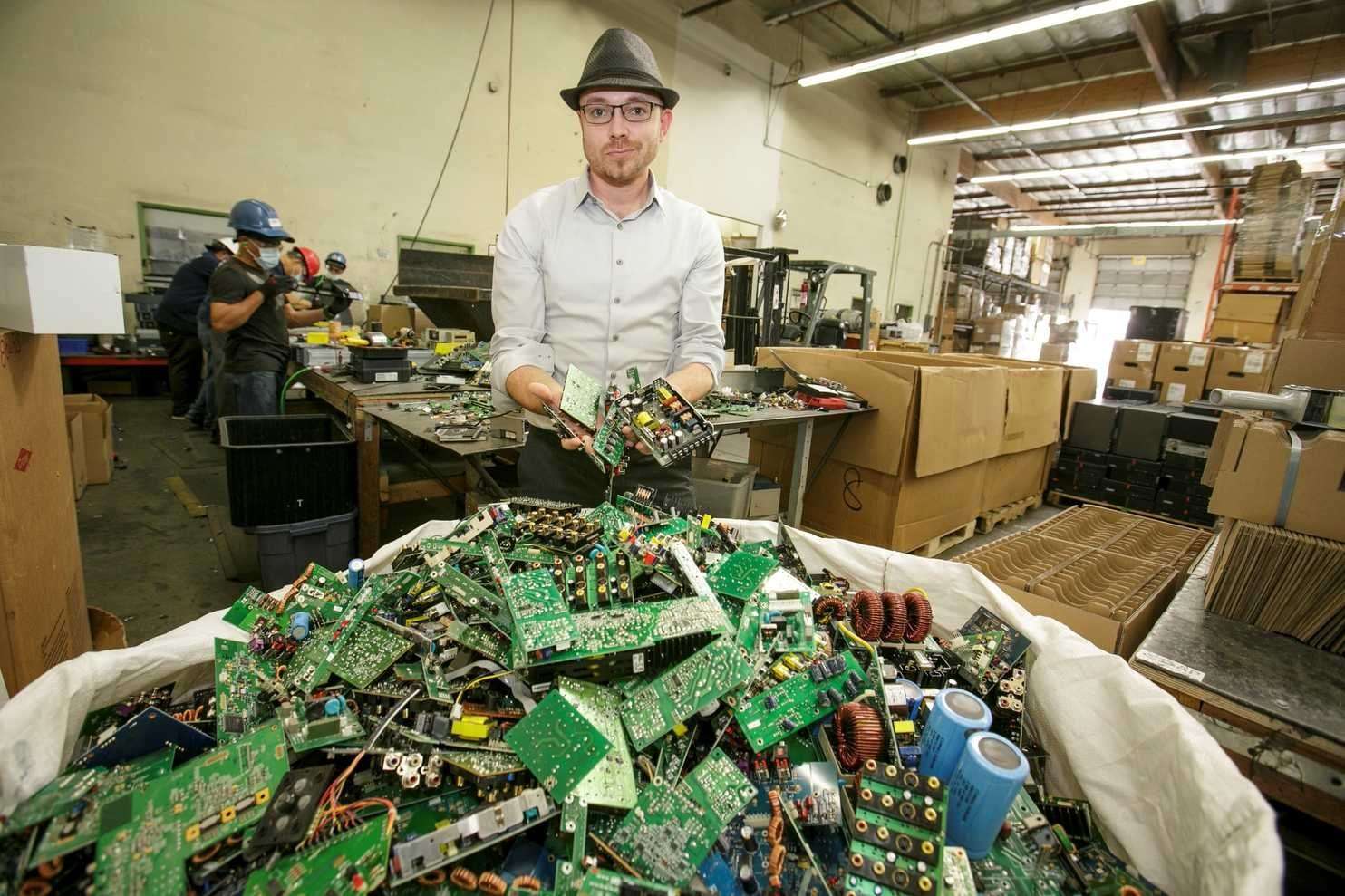 image for Eric Lundgren, ‘e-waste’ recycling innovator, faces prison for trying to extend life span of PCs