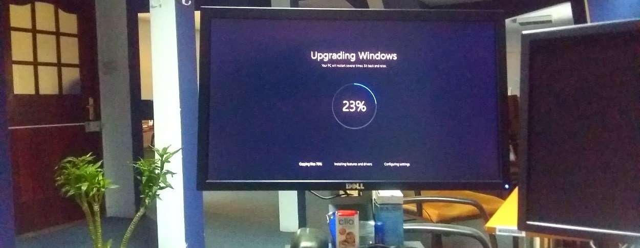 image for Man Sues Microsoft Seeking New Copy of Windows 7 After Forced Windows 10 Upgrade