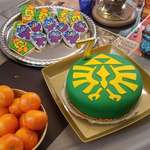image for Zelda cake for big fan [homemade]