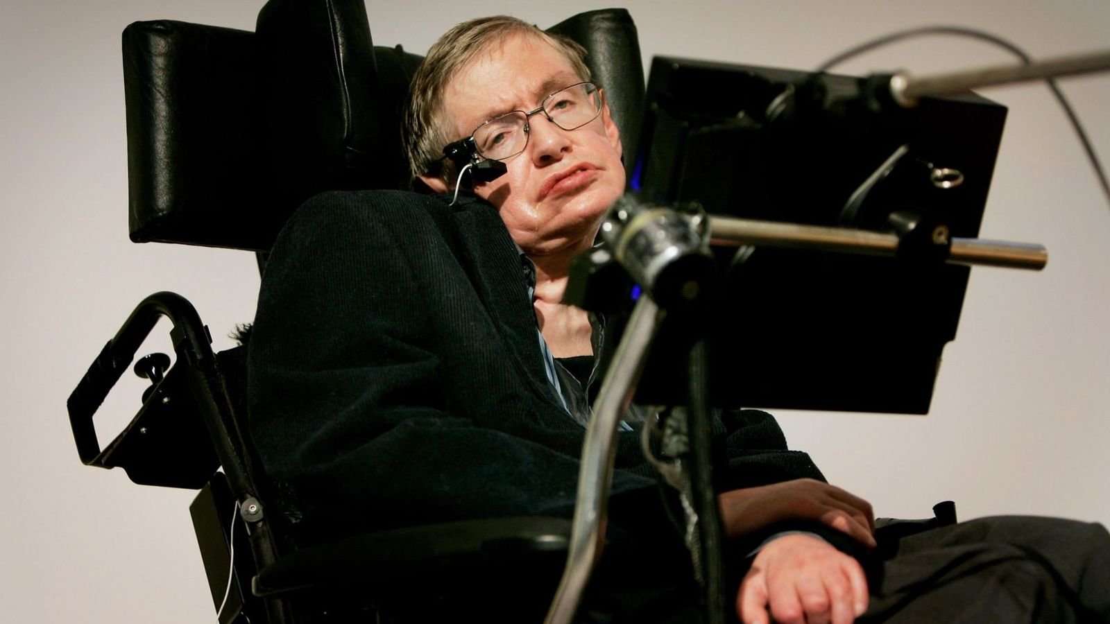 image for Scientist Stephen Hawking has died aged 76
