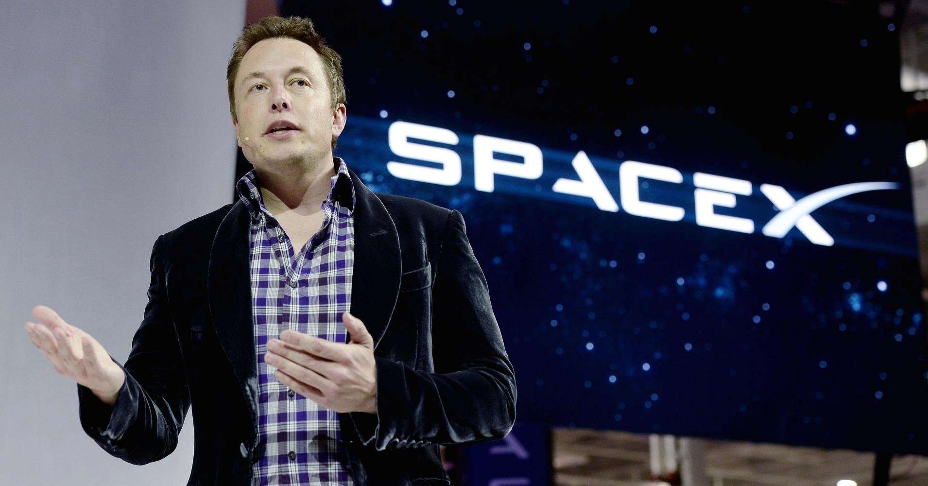 image for FCC authorizes Elon Musk's SpaceX to provide broadband satellite services