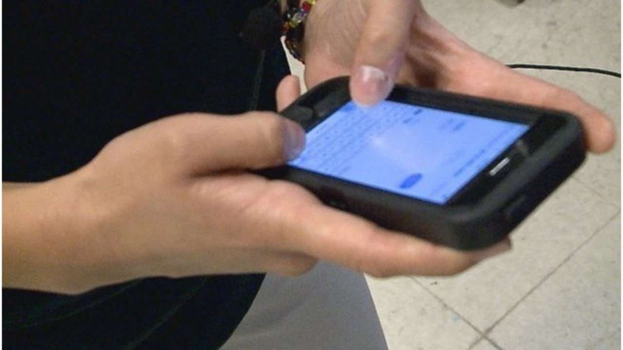 image for After 4 years, Indiana embraces text-to-911 in emergencies