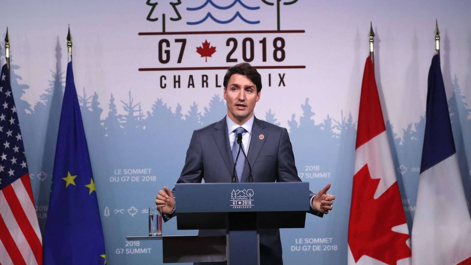 image for Trump refuses to endorse G7 communique and calls Trudeau 'dishonest'