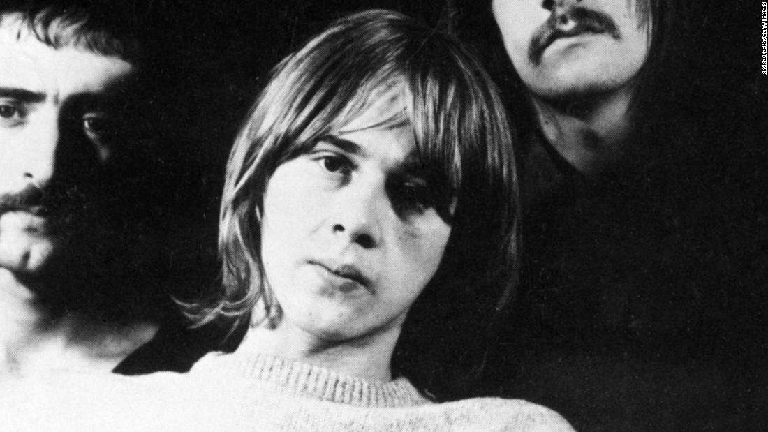 image for Fleetwood Mac guitarist Danny Kirwan dead at 68