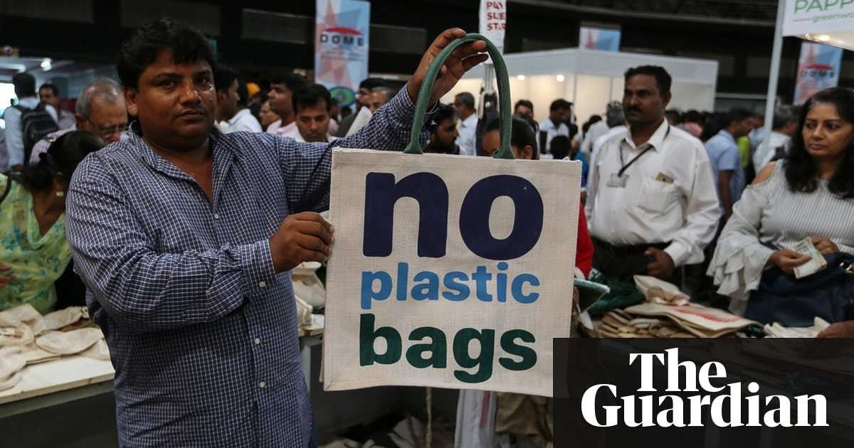 image for Mumbai bans plastic bags and bottles