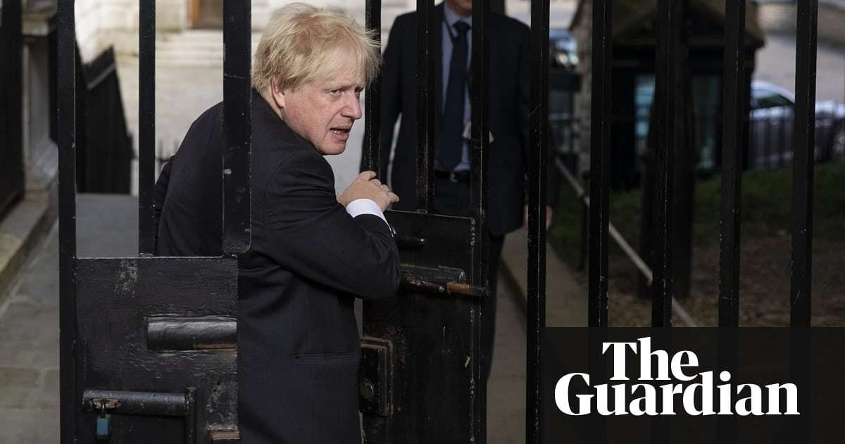 image for May's plan 'sticks in the throat', says Boris Johnson as he resigns over Brexit