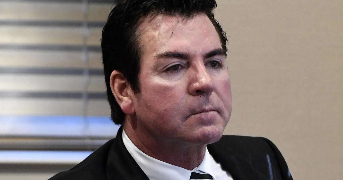 image for Papa John's founder John Schnatter resigns as chairman of board after using racial slur