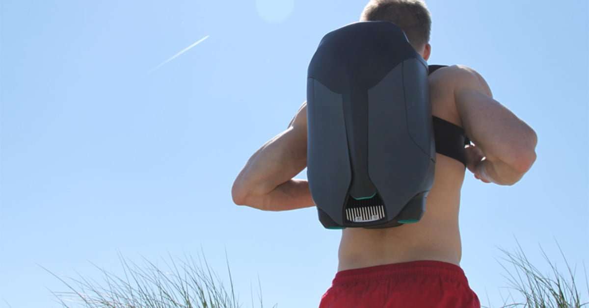 image for This 21-year-old’s 3D-printed aquatic jetpack makes scuba fins look prehistoric