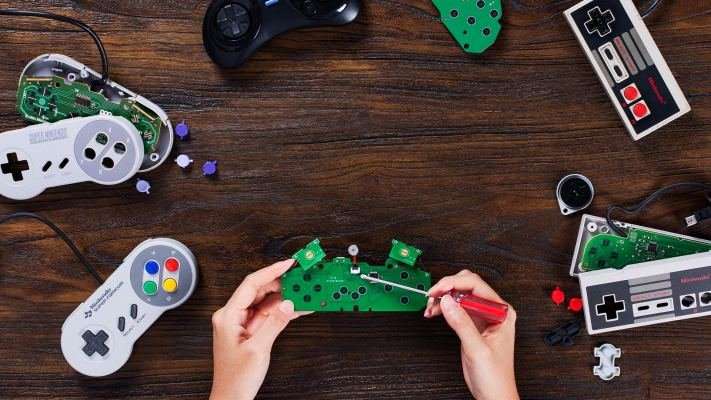 image for This $20 DIY kit makes your NES, SNES or Mega Drive controller wireless