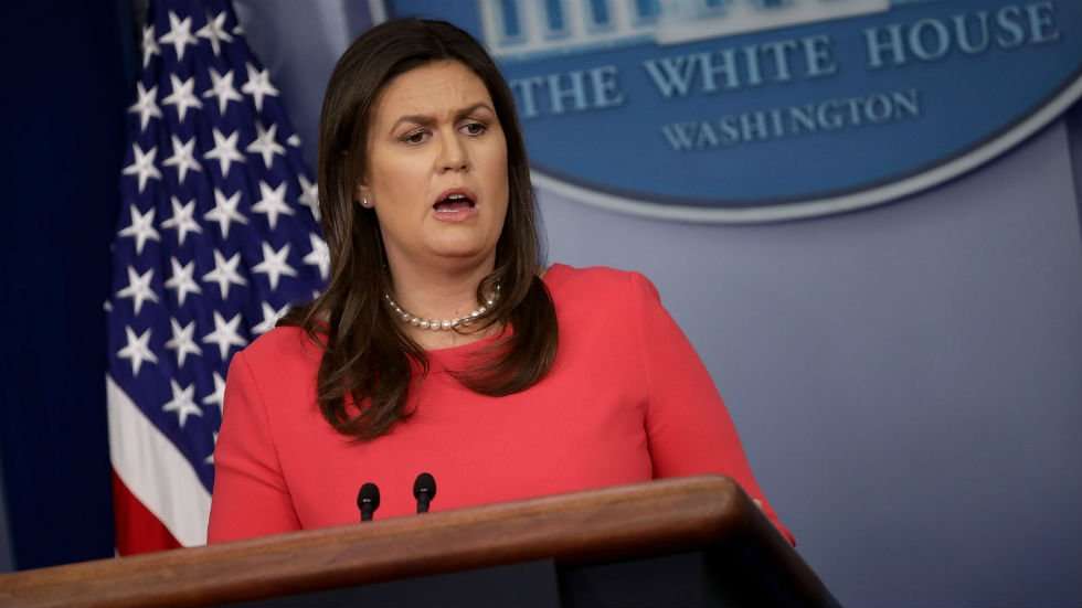 image for White House on banning CNN reporter from event: 'We support a free press'