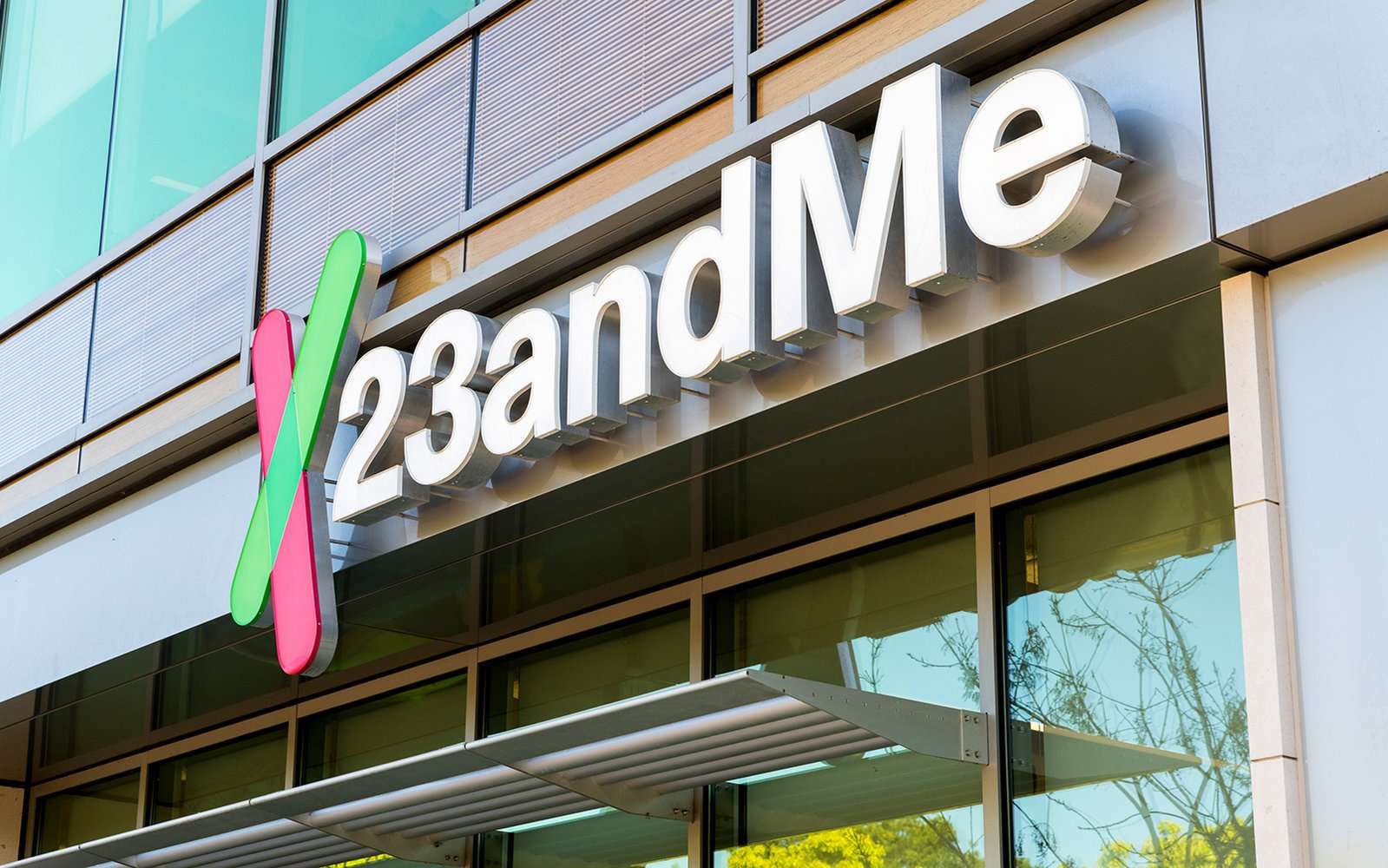 image for 23andMe Is Sharing Its 5 Million Clients' Genetic Data with Drug Giant GlaxoSmithKline