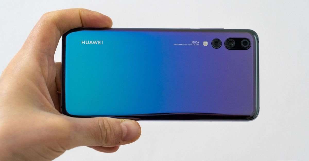 image for Huawei shipped more smartphones than Apple in the second quarter