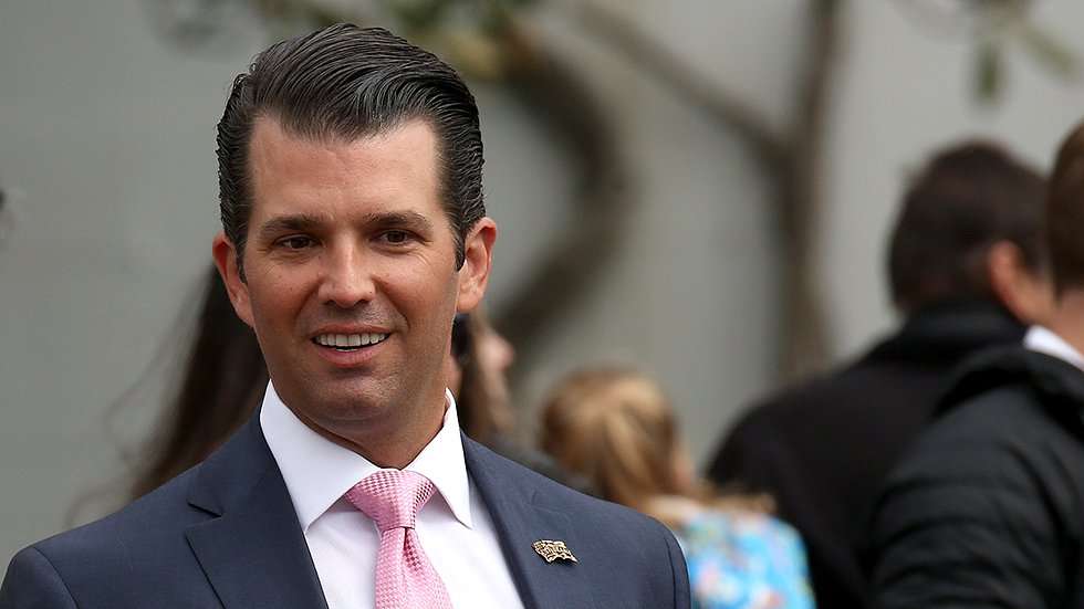image for Trump Jr. claims CNN covering for 'leftist hack' Carl Bernstein over Trump Tower story