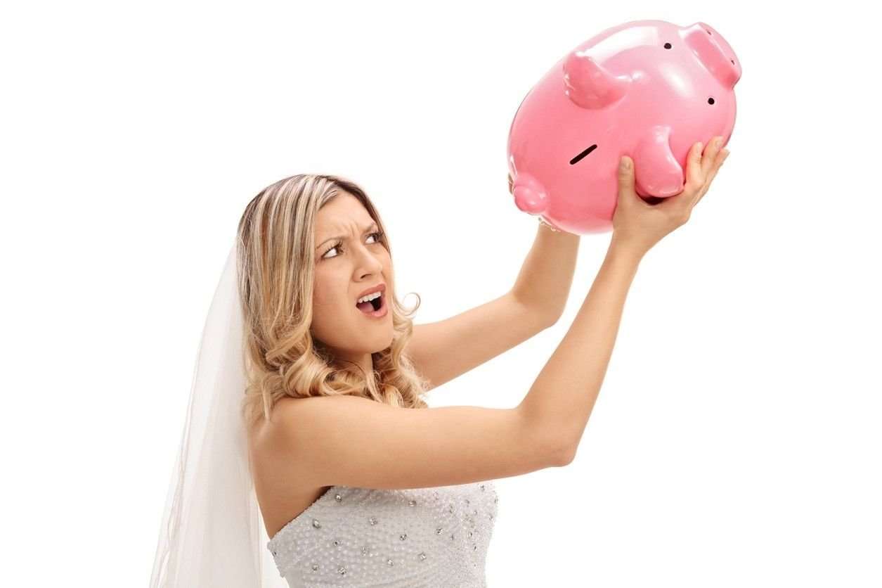 image for Bride cancels wedding, breaks up with fiancé after friends and family refuse to pay for $60G nuptials