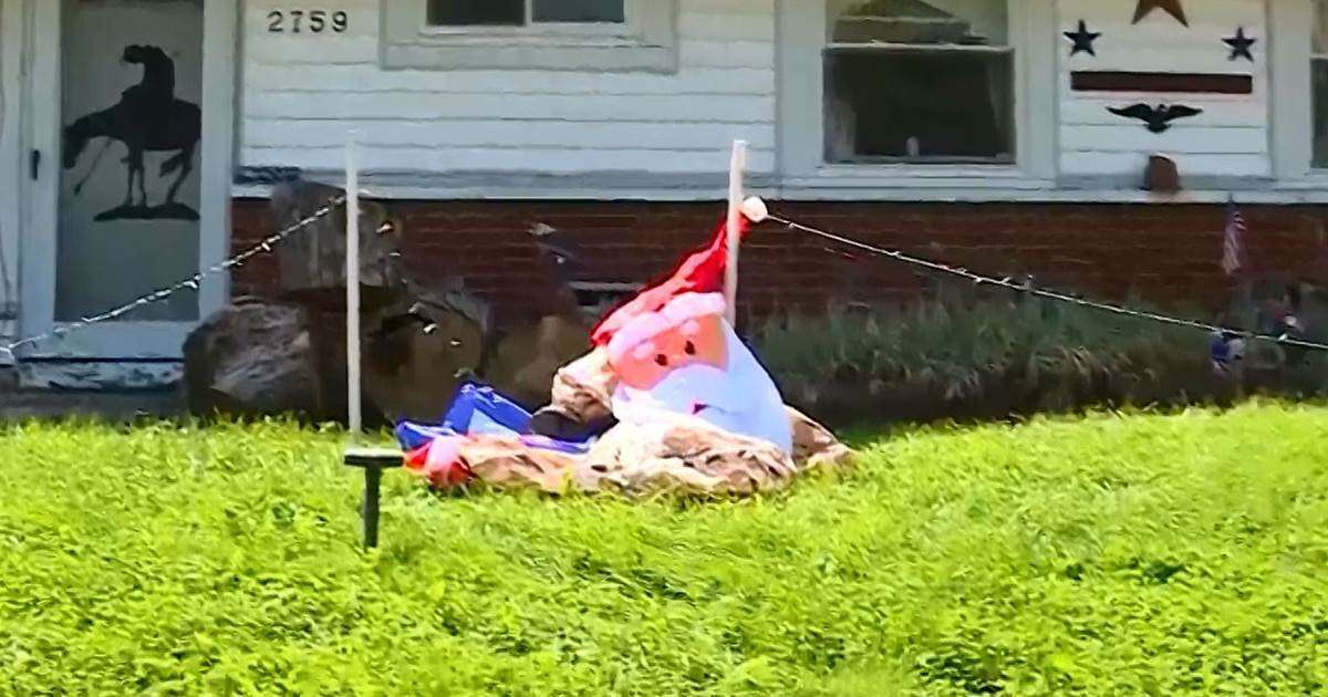 image for Teens arrested for wrecking early Christmas display for boy with terminal cancer