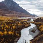 image for Fall in Alaska [OC][4443x5554]