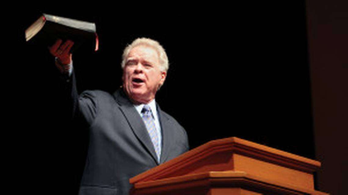 image for Paige Patterson, Who Was Fired For How He Handled Student Rape Allegations, Will Now Teach a Christian Ethics Course