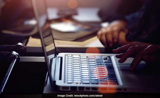 image for 24 Arrested For Duping Microsoft Customers From Fake Call Centres: Police