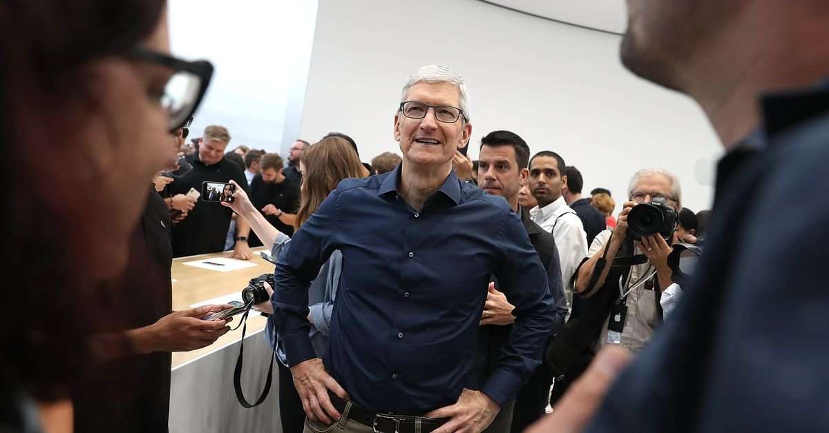 image for Tim Cook warns of ‘data-industrial complex’ in call for comprehensive US privacy laws