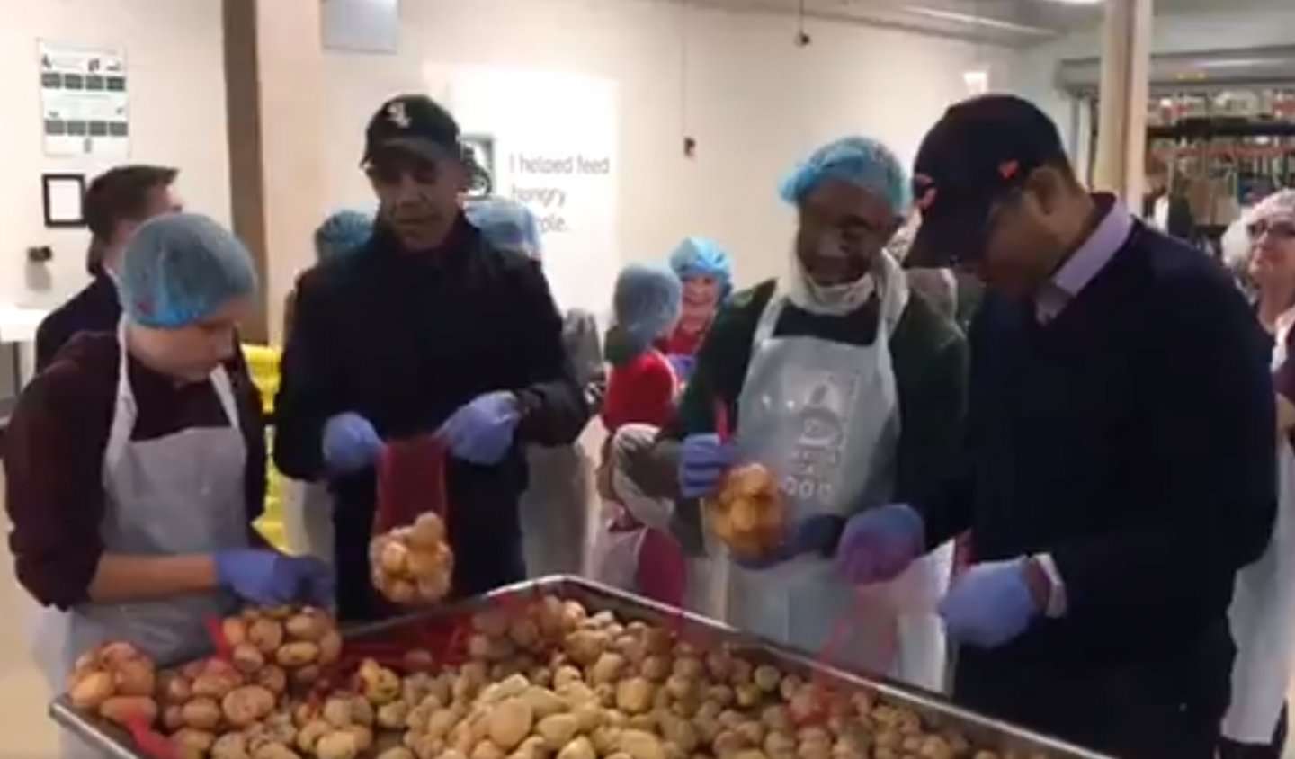 image for Barack Obama Volunteers at Food Bank for Thanksgiving While Donald Trump Plays Golf in Florida