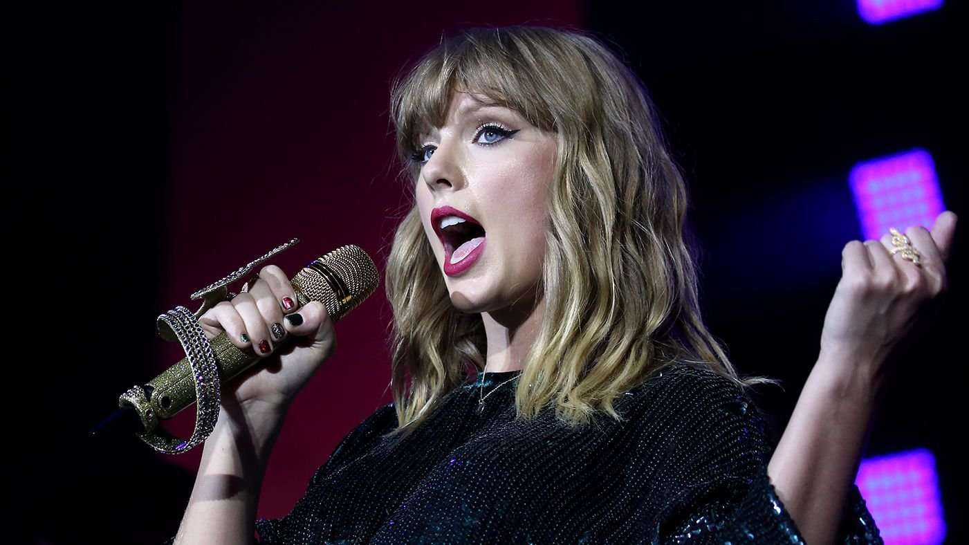 image for Taylor Swift’s New Record Deal Affects Thousands of Other Musicians