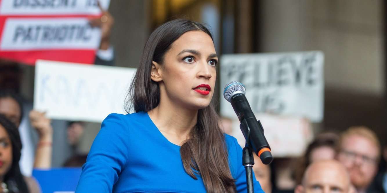 image for Alexandria Ocasio-Cortez slams Harvard orientation for freshman lawmakers as 'lobbyist project' that hypes tax cuts for corporations