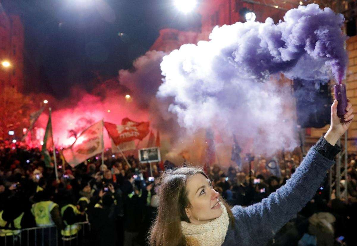 image for 'All I want for Christmas is democracy,' say Hungary protesters