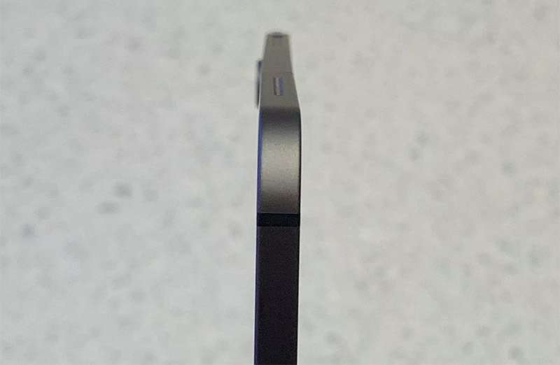 image for No, Apple, a slightly bent iPad Pro straight out of the box isn't acceptable