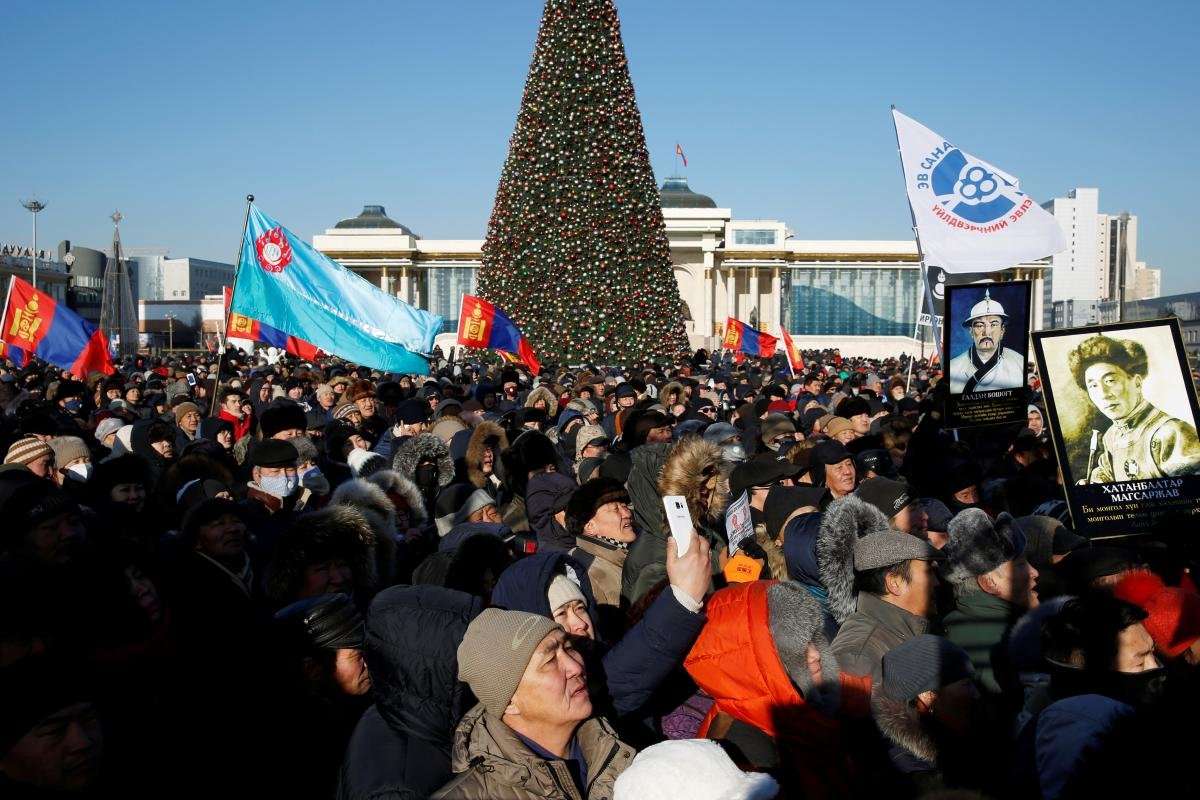 image for Mongolians protest against corruption as temperature plunges