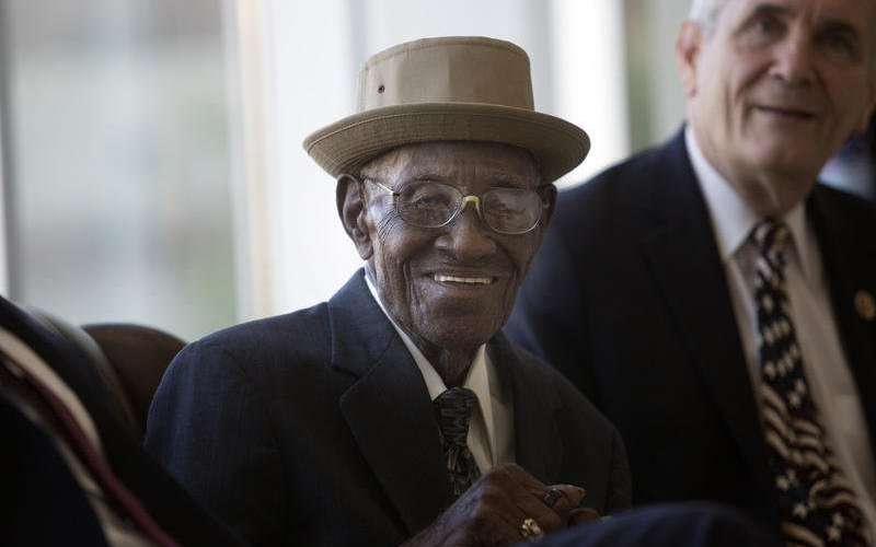 image for Austinite Richard Overton, America's Oldest Veteran, Dies At 112