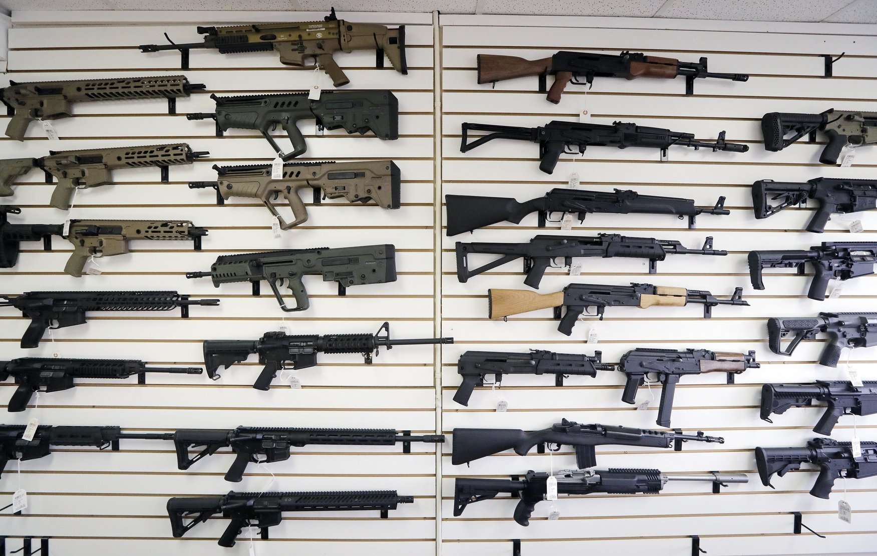 image for Washington bans anyone under 21 from buying assault rifles