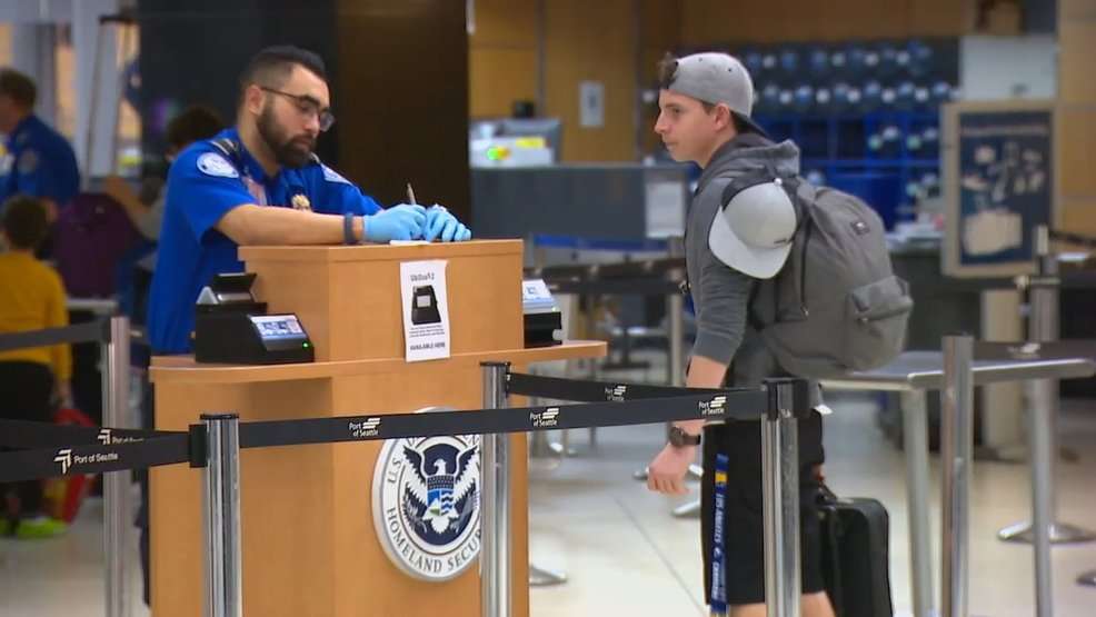 image for TSA officers at Sea-Tac on verge of quitting over lack of pay