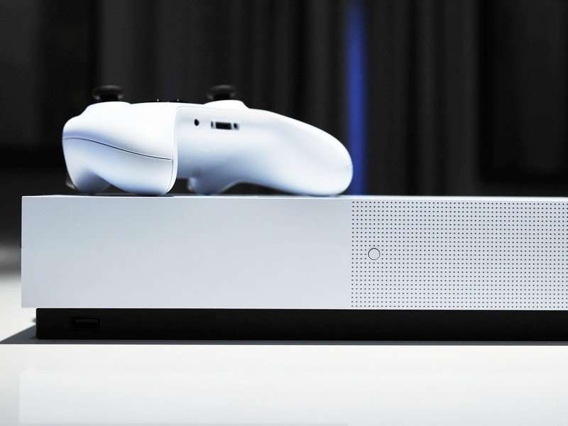 image for The 'Xbox Maverick' console will be named 'Xbox One S All-Digital Edition,' preorders in April 2019