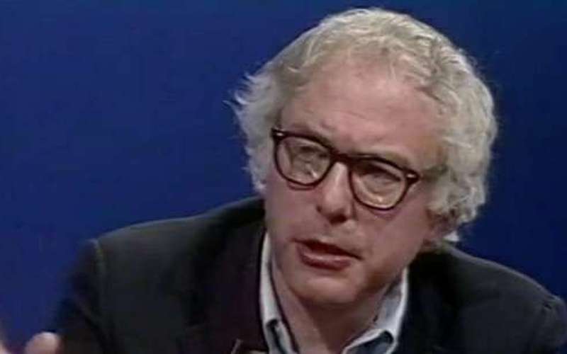 image for Resurfaced Video Shows Bernie Sanders Criticizing Media for Not Covering Climate Change in 1989