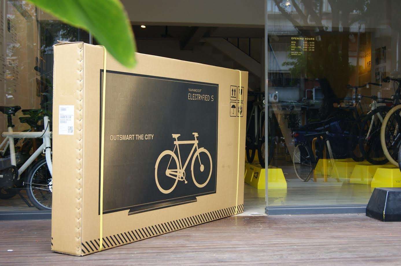 image for What happened when a bike company started putting TVs on the sides of its delivery packages