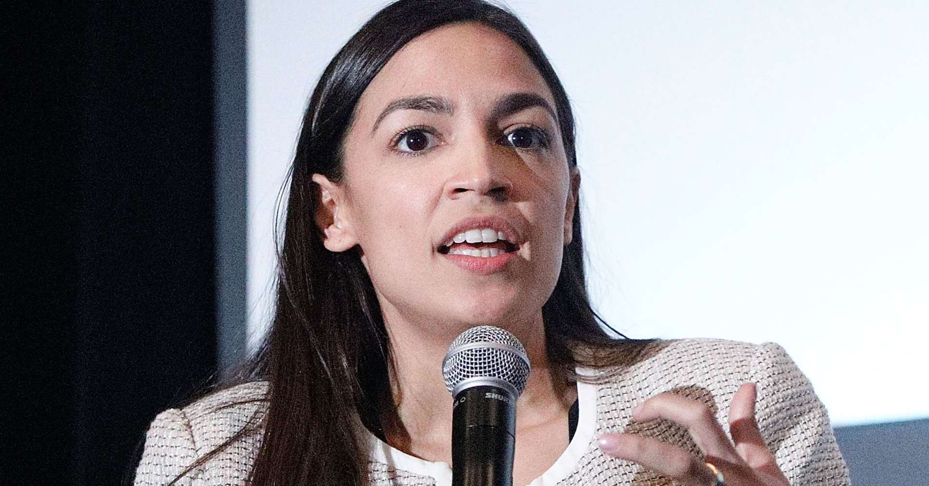 image for Alexandria Ocasio-Cortez Blames Right-Wing Media For Daily Death Threats