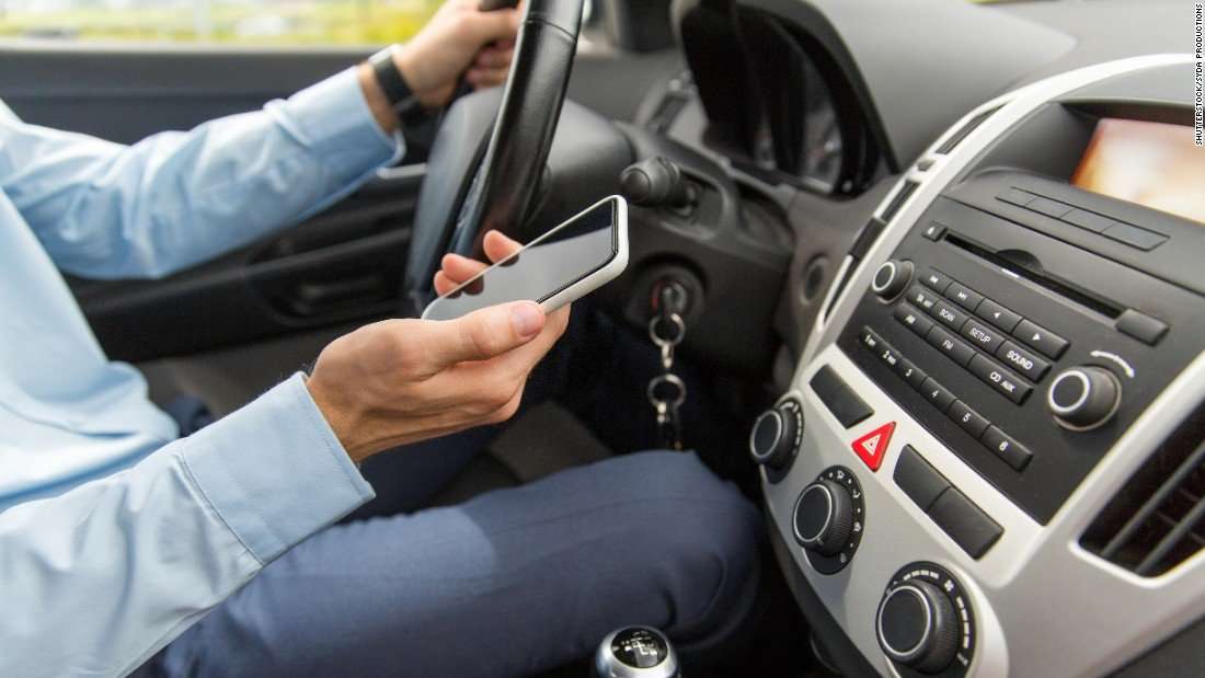 image for Car crash ER visits fell in states that ban texting while driving, study says