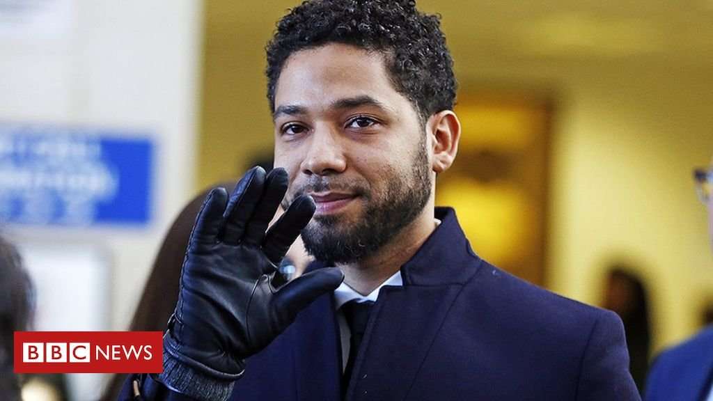 image for Jussie Smollett: Actor ordered to pay $130,000 to cover police time