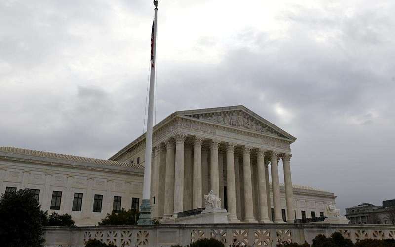 image for Death row inmates not guaranteed 'painless' execution, U.S. Supreme Court says