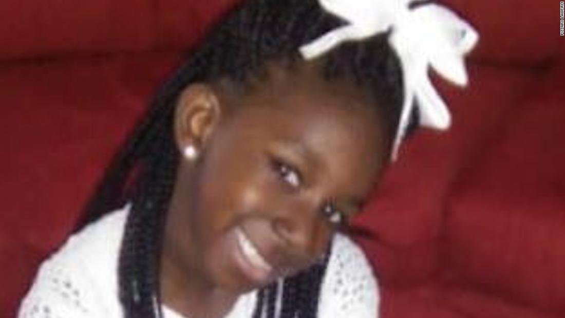 image for Mother of girl who died after school fight says she'd complained of bullying in past