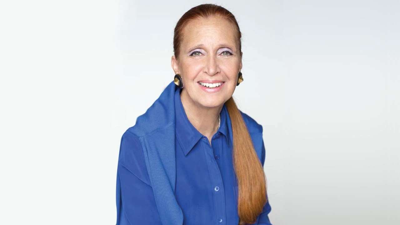 image for How the Hell Has Danielle Steel Managed to Write 179 Books?