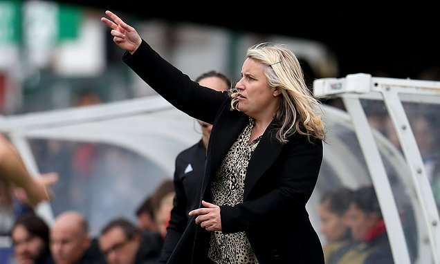 image for Chelsea Women manager Emma Hayes calls for nets to be made smaller