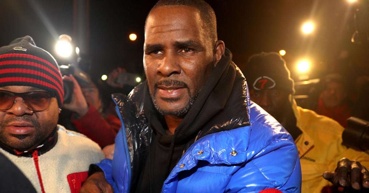 image for R. Kelly charged with 11 new counts of sexual assault and abuse