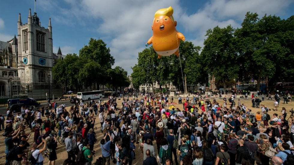 image for London mayor says protesters can fly Trump baby during his state visit