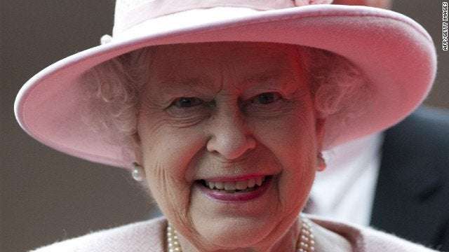 image for Queen Elizabeth stuns bride and groom by accepting invite