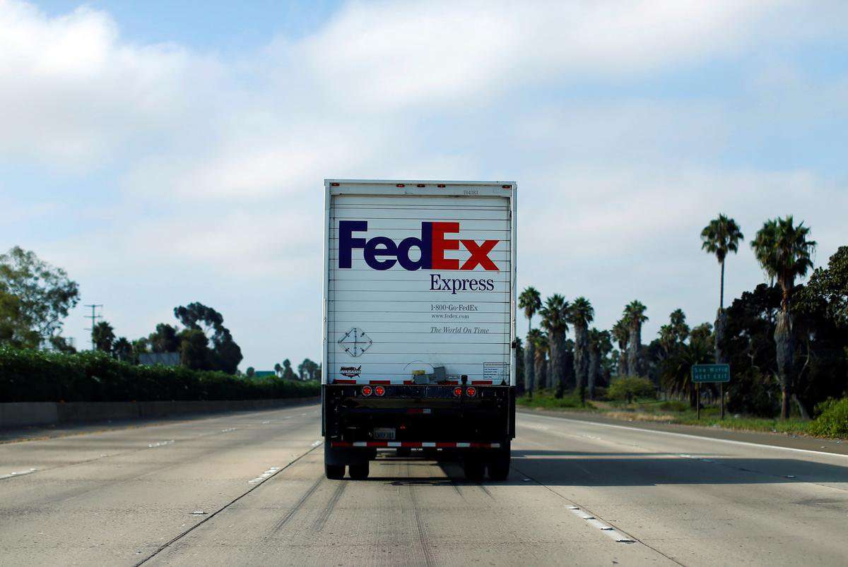 image for FedEx sues U.S. government over 'impossible' task of policing exports to China